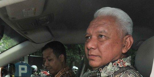 Wafat, Awang Faroek Masih Tersangka KPK