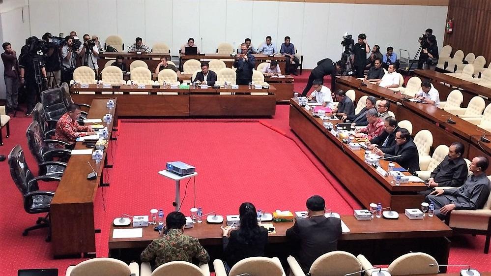 Tangani Korupsi, Kinerja Jaksa Terhambat Perizinan Dibanding KPKâ€Ž