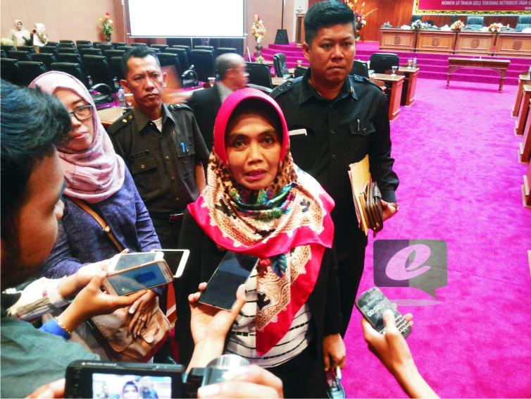 APBD-P KEMBALI MEROSOT, WALIKOTA NENI : SAYA AKAN RASIONALISASI KEMBALI