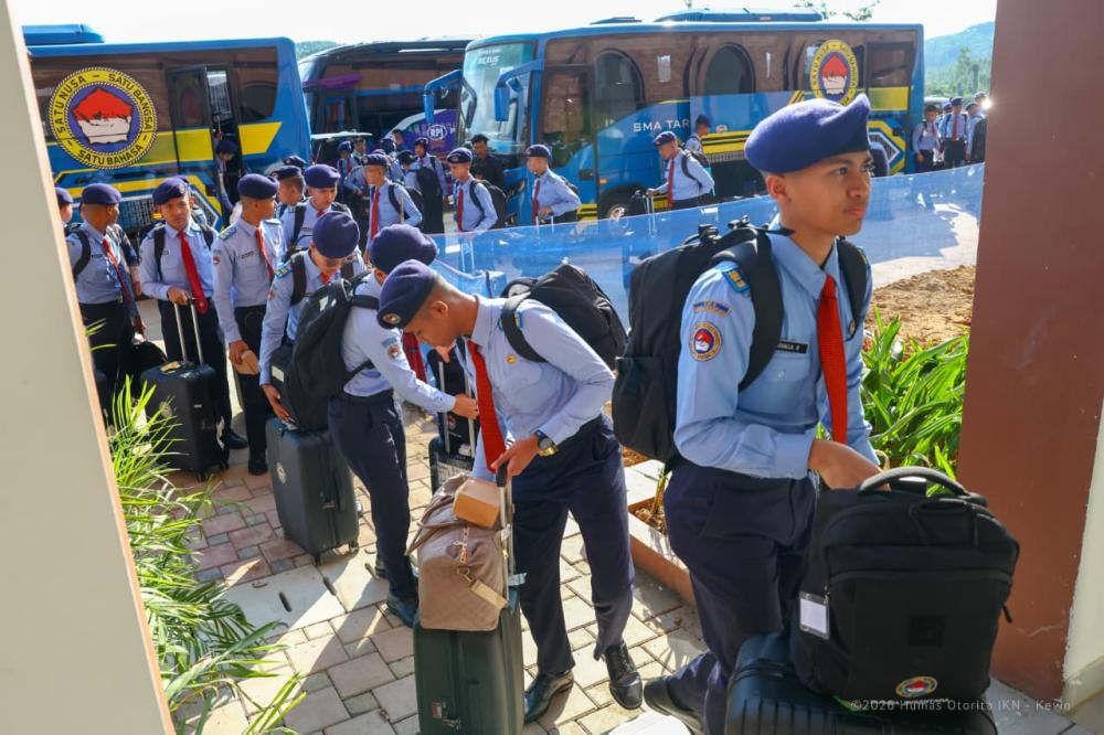 Cetak Sejarah, Angkatan Pertama SMA Taruna Nusantara Tiba di Kampus IKN