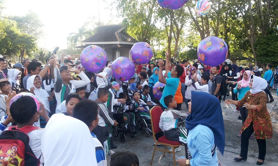 KEGIATAN JCI KALTIM UNTUK ANAK AUTIS, DAPAT APRESIASI DARI PEMKOT BONTANG