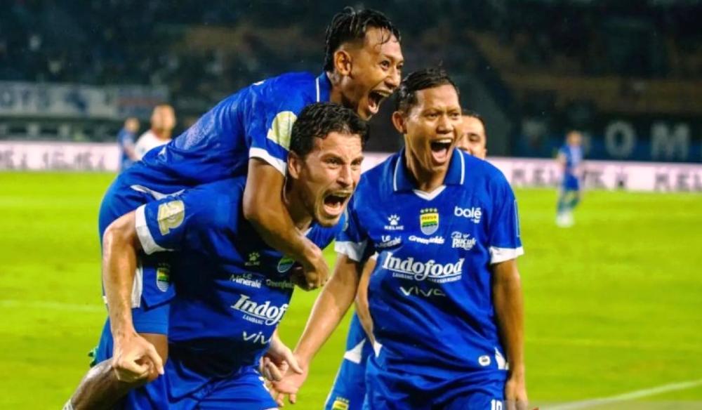 Hadapi Borneo FC di Segiri, Persib Tanpa Thom Haye