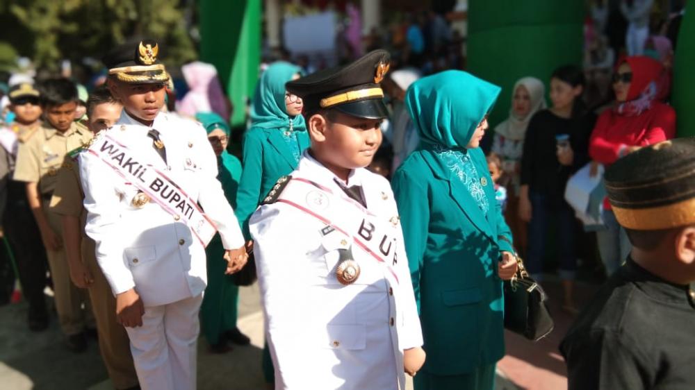 Semarak Karnaval Peringatan HUT RI ke-73 di Bone