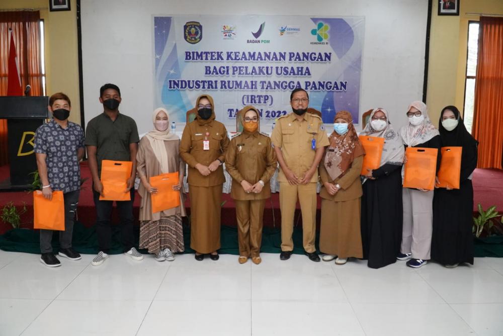 Wawali Bontang Buka Kegiatan Bimtek Keamanan Pangan Bagi Pelaku IRTP