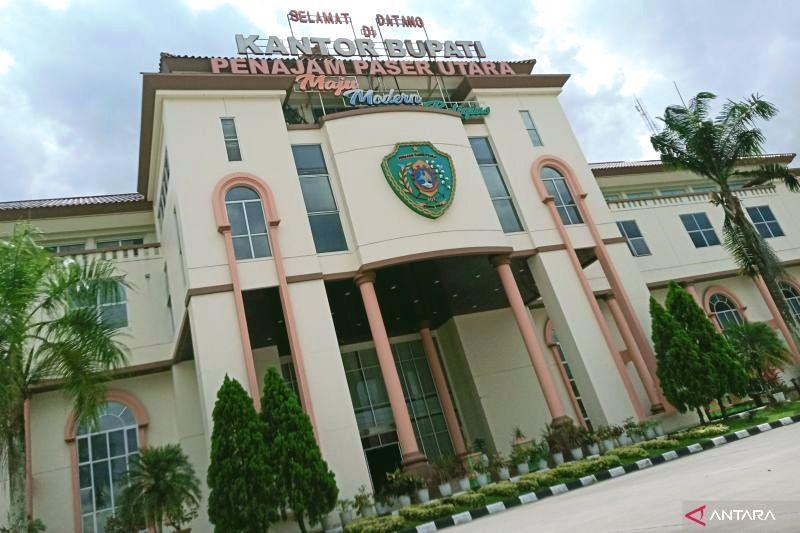 Penajam Resmi Tunda Semua Lelang