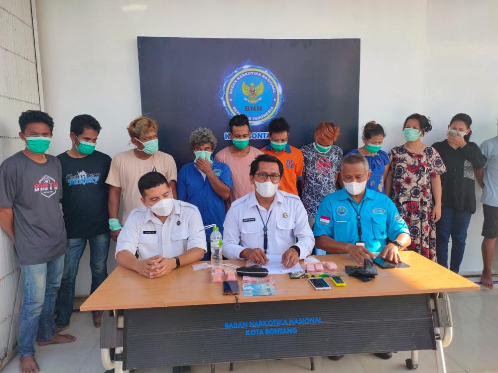 BNNK Bontang Ungkap Pesta Sabu, 11 Orang Ditahan