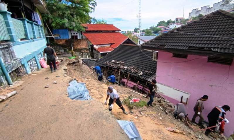 Cerita Warga Korban Longsor di Balikpapan: Sudah Lapor, Tapi Tak Ditindak   