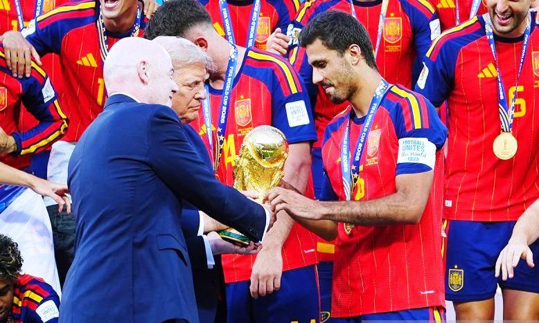 Rodri Pamit dari City: Hati Saya Akan Selalu Biru