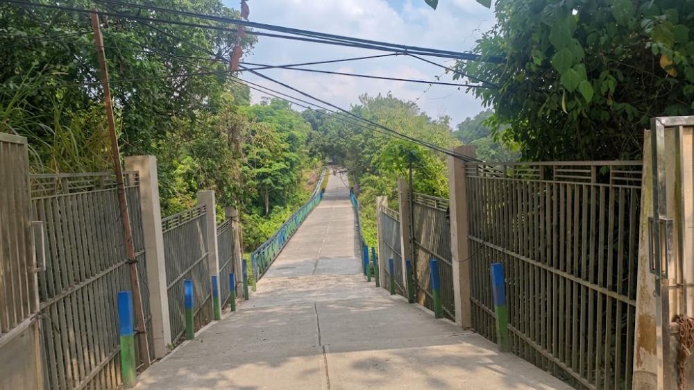 21 Tahun Tak Diperbaiki, Jembatan SMPN 5 Bontang Kian Mengkhawatirkan