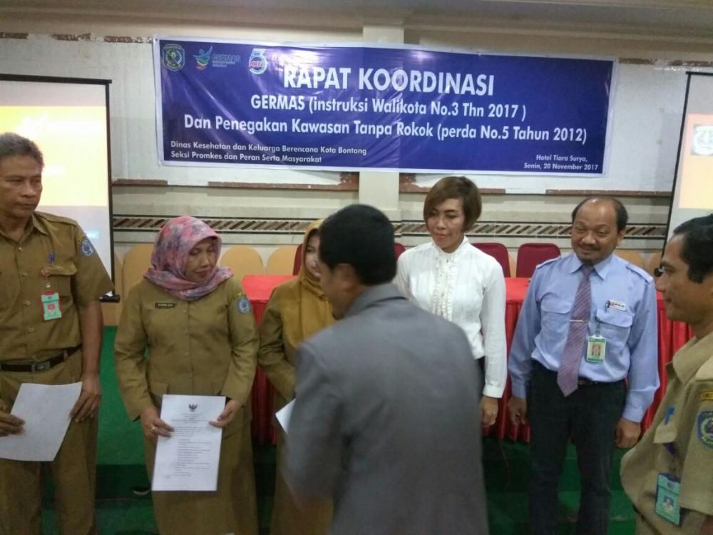 Sosialisasikan Hidup Sehat, DKKB Bontang Tekankan Germas dan KTR