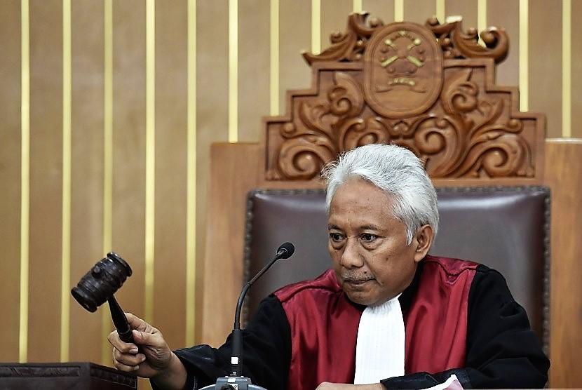 Pertimbangan Hakim Cepi Batalkan Status Tersangka Setnov