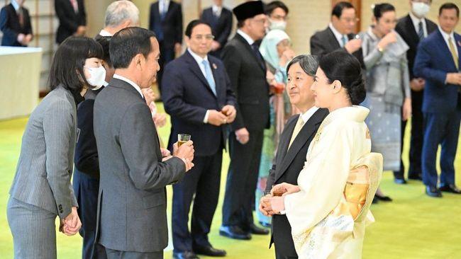 Minum Teh Bersama Kaisar Jepang, Jokowi: Saya Tunggu Kehadiran Yang Mulia 