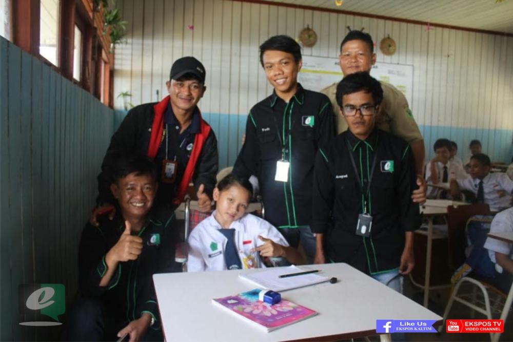 Kisah Angel, Gadis Penderita Polio yang Bertekad Jadi Guru