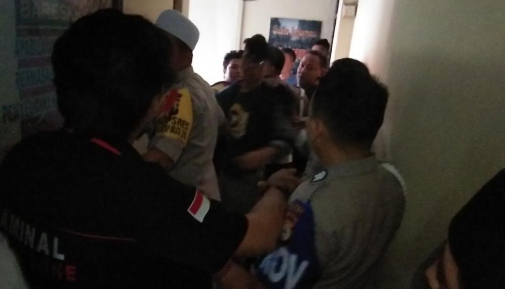 Kapolres Bone Ulang Tahun, Wartawan dan Kasat Reskrim Cekcok