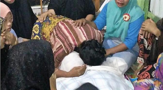 Dari Babi Ngepet hingga Aksi Saling Cakar Emak-Emak Berujung Maut