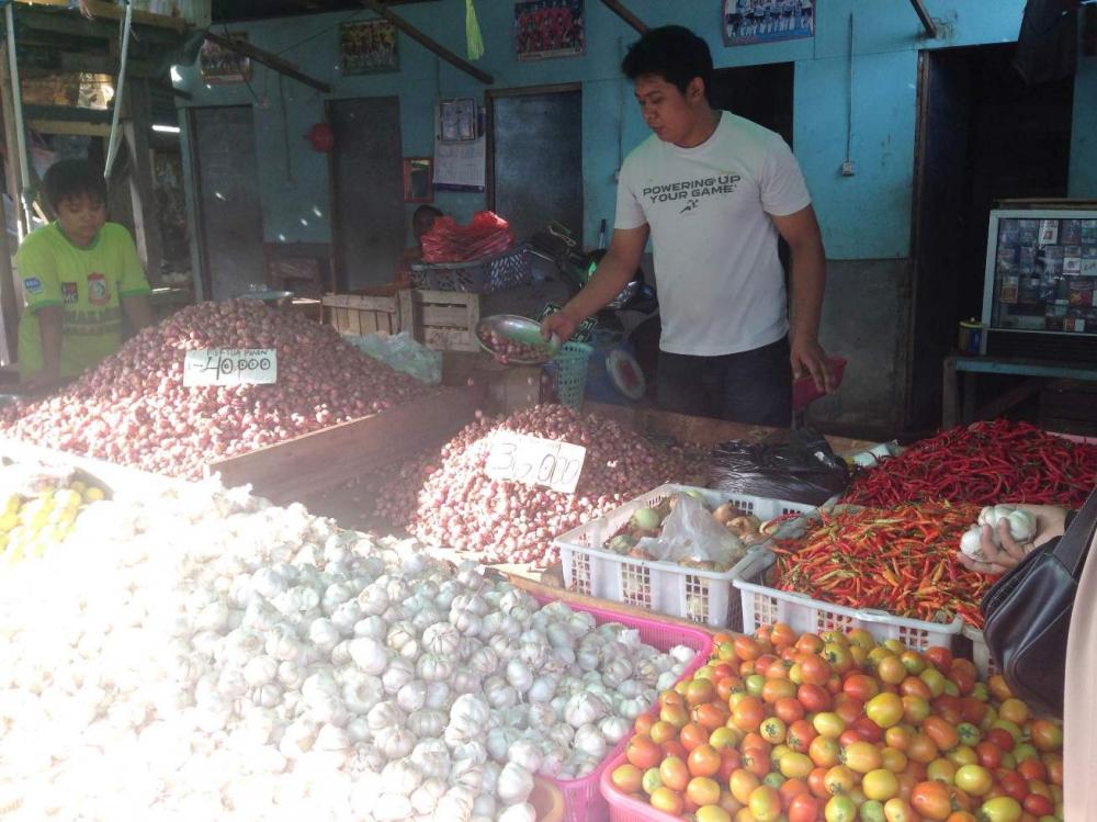 JELANG RAMADHAN, SEJUMLAH HARGA KEBUTUHAN POKOK DI PASAR MENGALAMI KENAIKAN