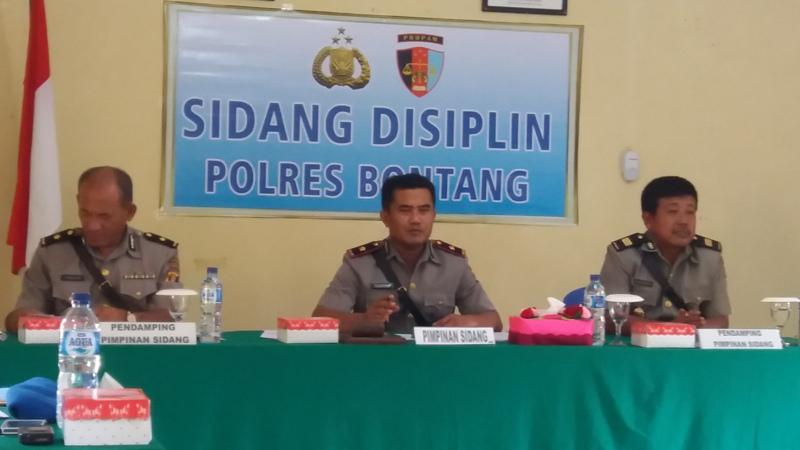 POLISI CHEK IN DI HOTEL 14 HARI TAK BAYAR, DIJATUHI SANKSI