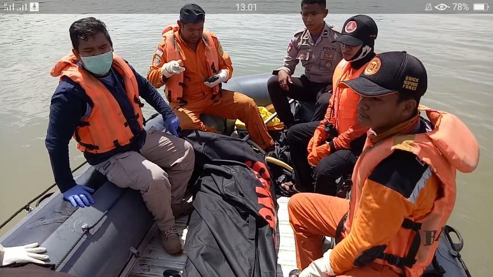 Jenazah Pemancing Tersangkut di Jala Rumput Laut