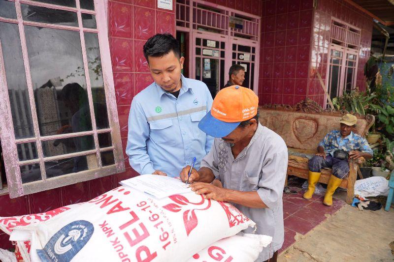 Kembangkan Komoditas Lokal, Pupuk Kaltim Dukung Petani Cabai Guntung