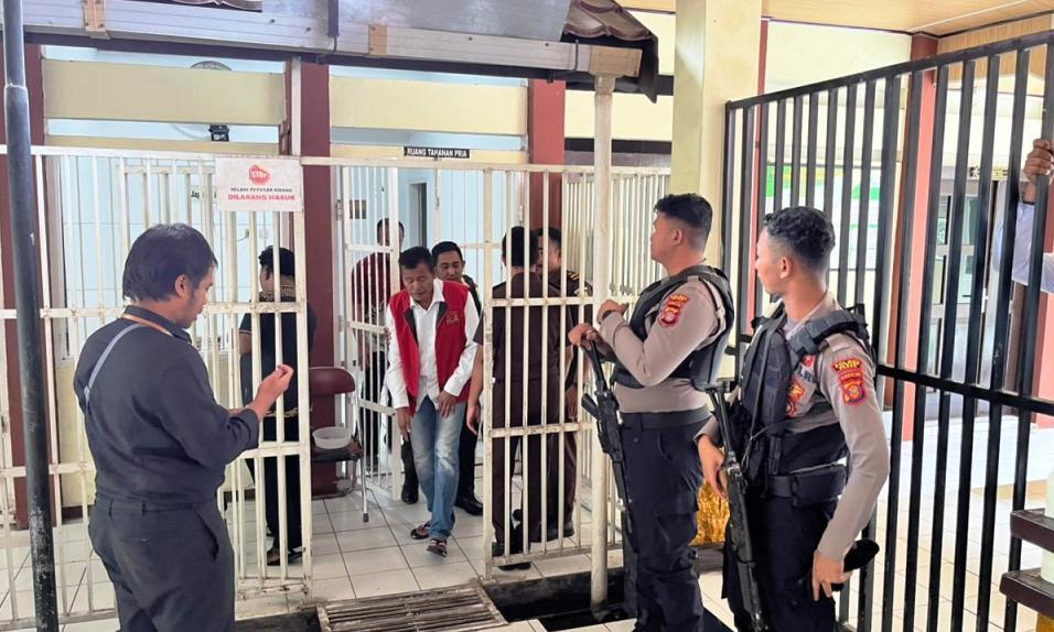 Sidang ke-11 Muara Kate: Penyidik Sangkal Keterangan, Tuduhan ke Terdakwa Goyah