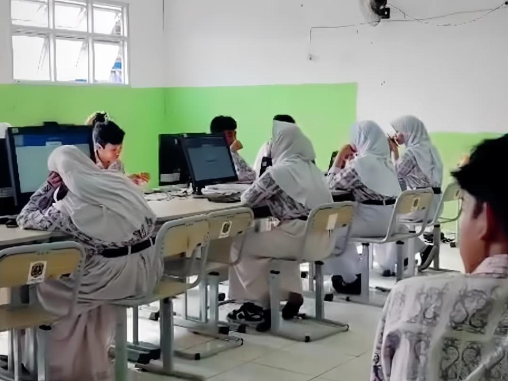 128 Siswa SMPN 8 Bontang Sukses Ikuti TKA 2026