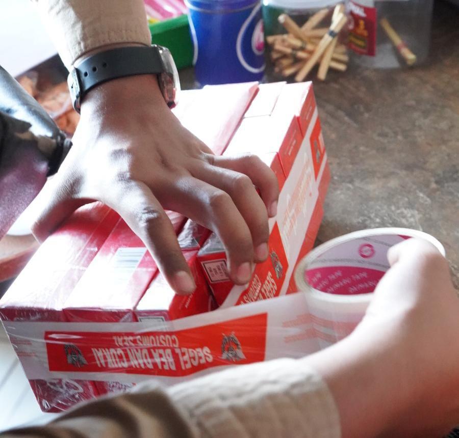Bea Cukai Bontang Sita 168.600 Batang Rokok Ilegal dan 254 Liter MMEA