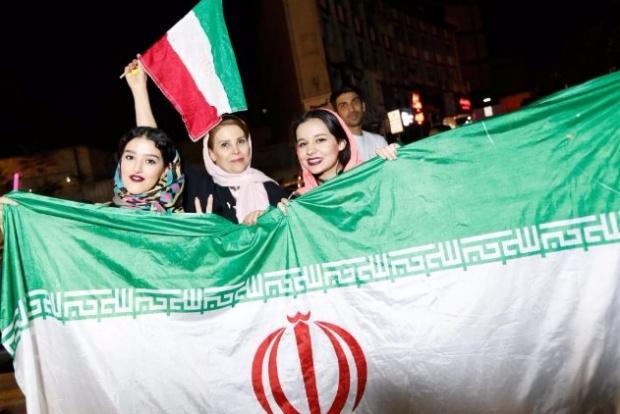 Iran Lolos ke Piala Dunia 2018, Warga Berpesta dan Abaikan ISIS