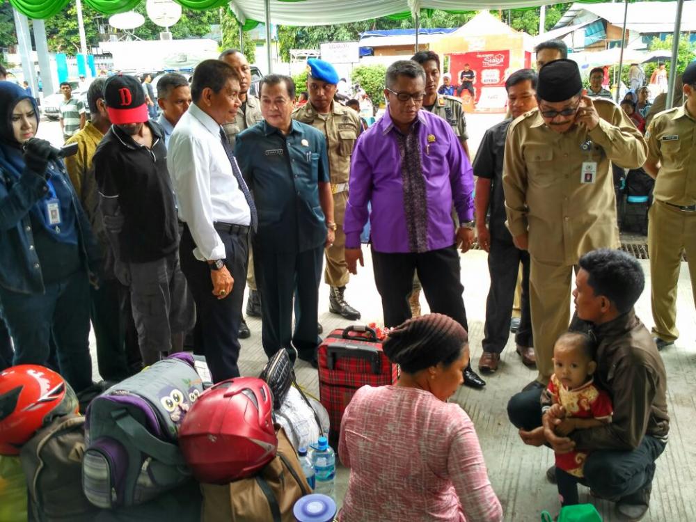 Soal Penumpukan Penumpang di Pelabuhan, GM Pelindo IV: Ini Murni Kemanusiaan
