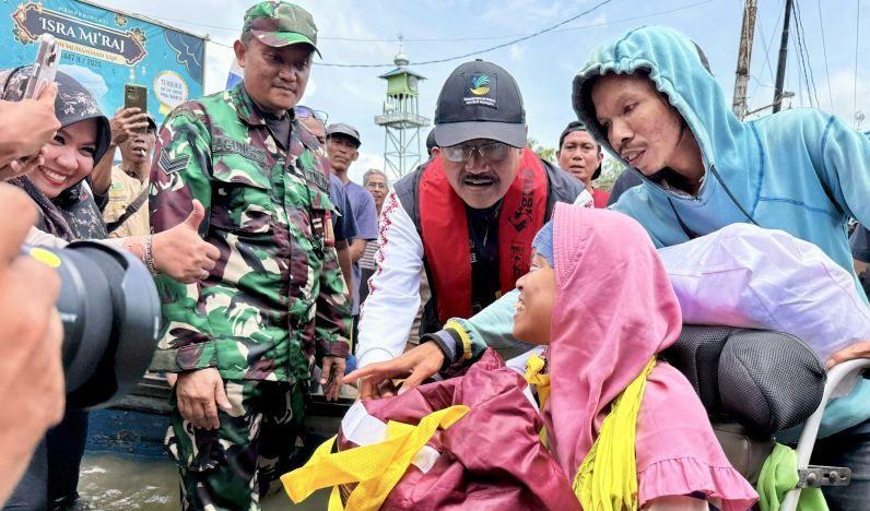 Mensos Janji Korban Banjir di Banjar Dibantu hingga Rp 5 Juta