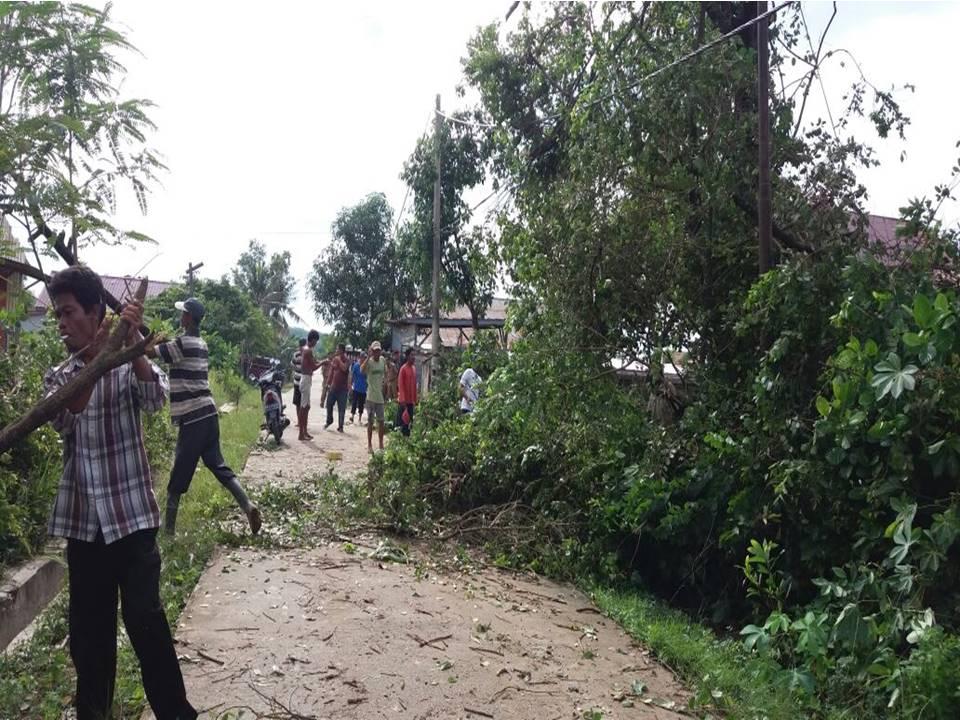  Hanya 5 Detik, Puting Beliung Hancurkan 3 Rumah Warga