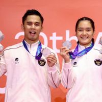 Debut Manis Berujung Perak, Amri/Nita Akui Kehilangan Momentum di Final Asian Games 2026
