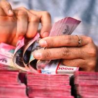 Rupiah Sentuh Rp18.099 per Dolar AS Pagi Ini 
