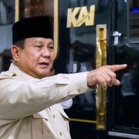 Instruksi Baru Prabowo ke KAI: Habis Trans Sumatera, Kereta Kalimantan