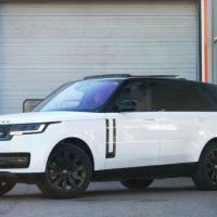 Mobil Dinas Rp8,5 Miliar Gubernur Kaltim Ternyata Dipakai di Jakarta, Beda Penjelasan Pejabat Disoro