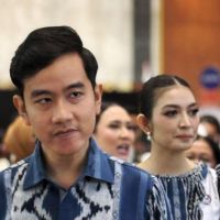 MK Tak Temukan Bukti Ijazah Gibran, Wapres: Saya Kuliah sampai S1 di Singapura