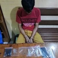 Simpan Sabu dan Rp 9 Juta, Nelayan Selumit Pantai Dibui