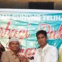 Kunjungi Rumah Warga, Gunung Telihan Berbagi Sembako dan Buka Bersama