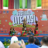 Ratusan Pengunjung Padati Festival Literasi DPK Bontang 2026